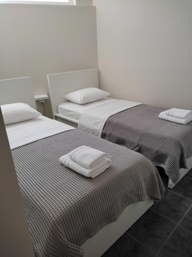 Appartamento Double M Near Athens Airport Markópoulon Esterno foto
